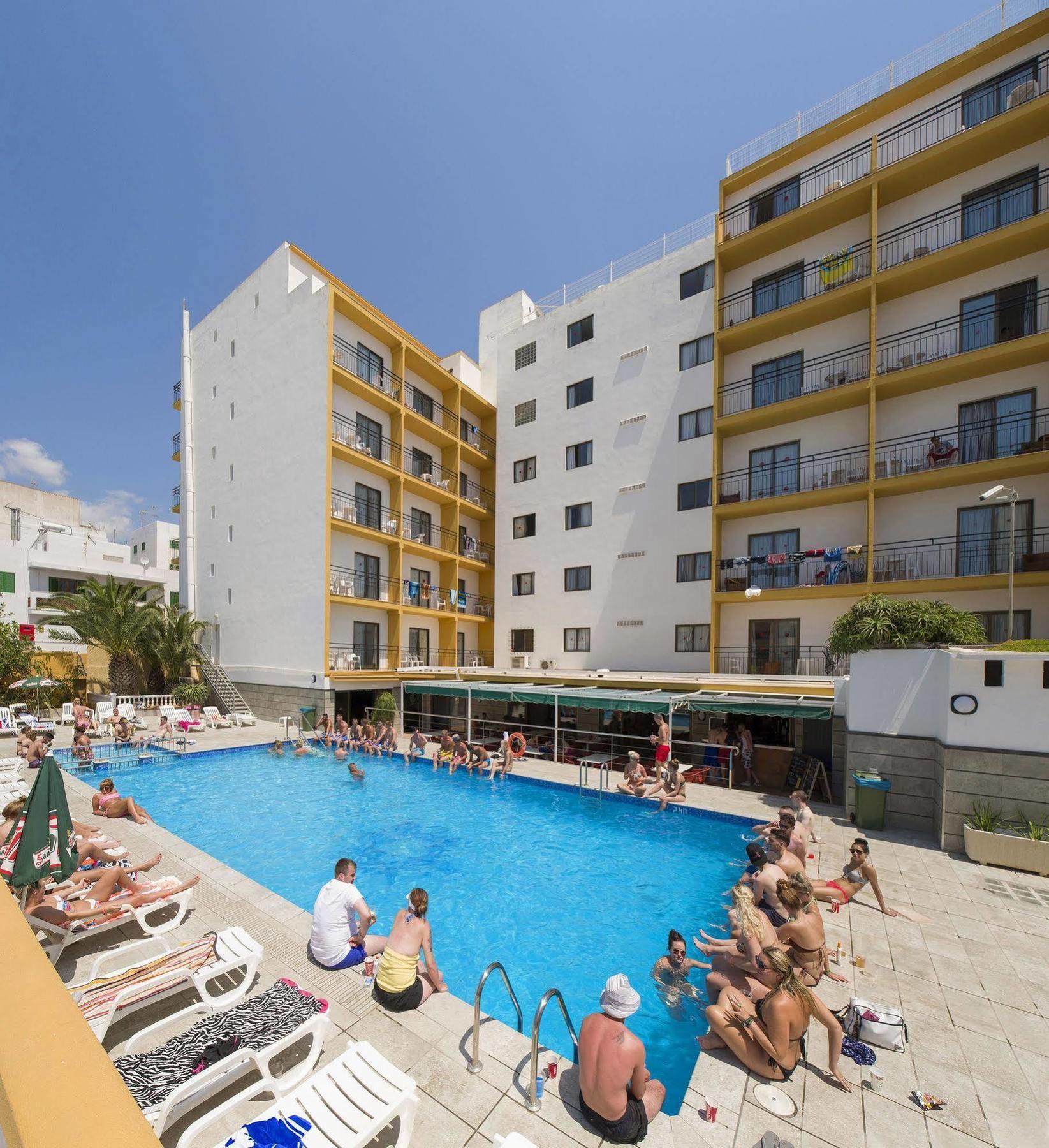 Hotel Brisa - Adults Only ซานอันโตนิโอ ภายนอก รูปภาพ